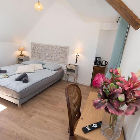 L'Echo Des Bois Bed & Breakfast Lyons-la-Foret Exterior photo