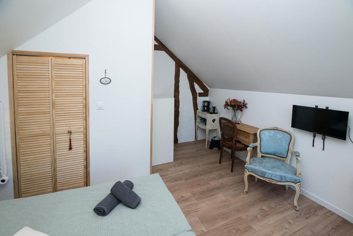 L'Echo Des Bois Bed & Breakfast Lyons-la-Foret Exterior photo